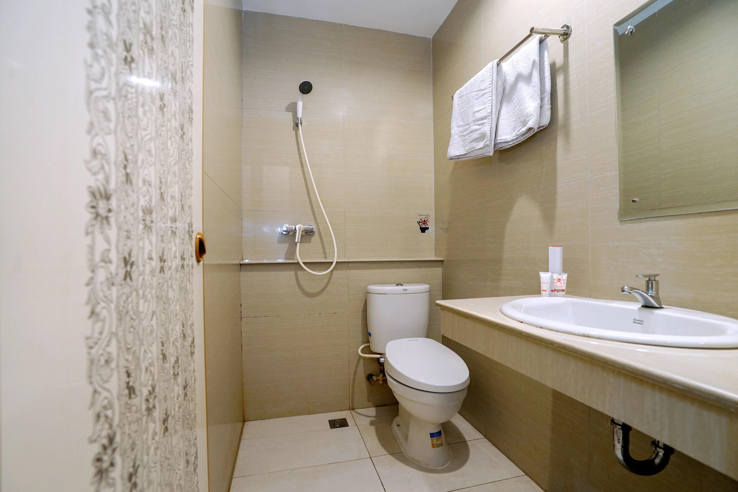Oyo 251 The Maximus Inn Hotel Palembang Eksteriør bilde