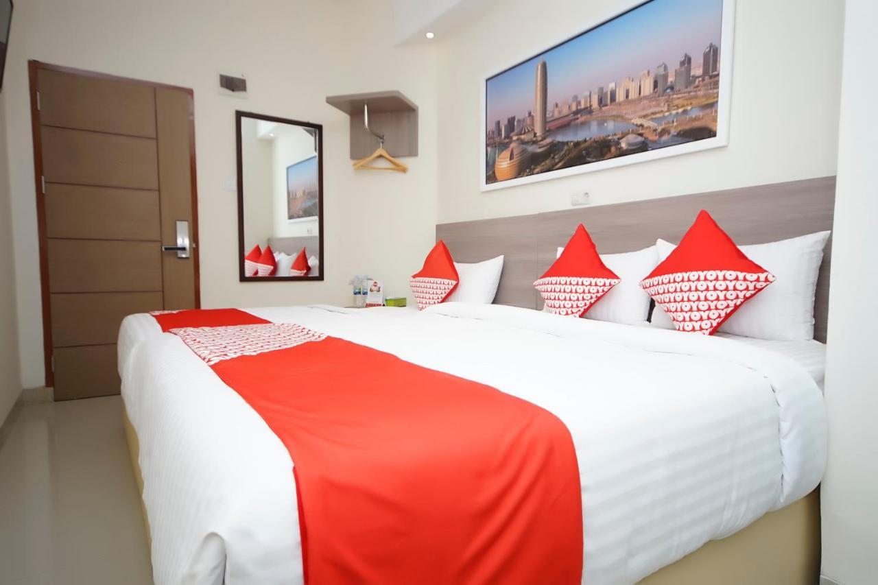 Oyo 251 The Maximus Inn Hotel Palembang Eksteriør bilde