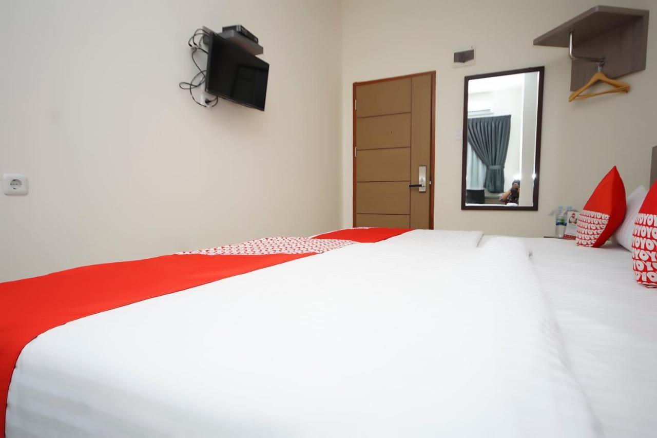 Oyo 251 The Maximus Inn Hotel Palembang Eksteriør bilde